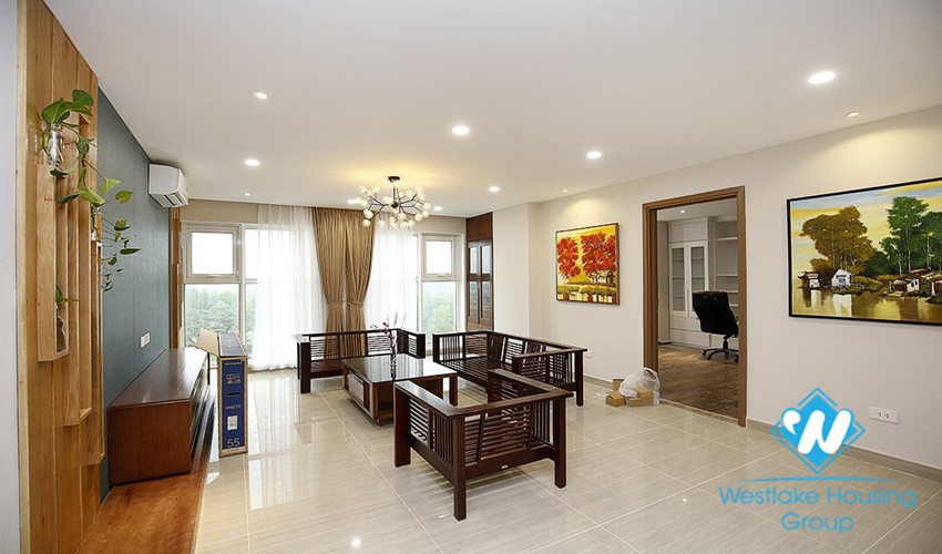 Three bedrooms apartment for rent in Ciputra L4 Tower with lakeview and golf course